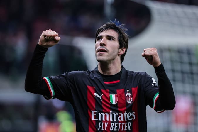 Newcastle United kunngjør offisielt signeringen av Sandro Tonali